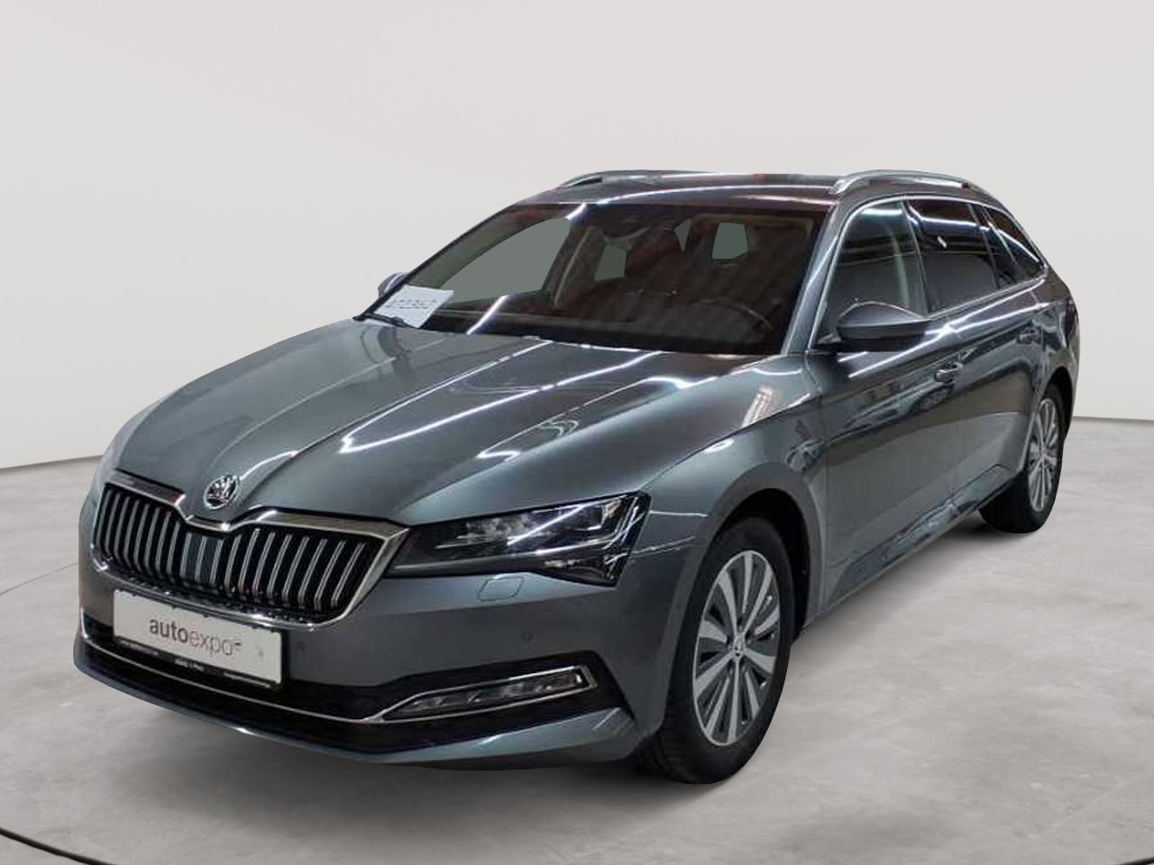 Skoda Superb Combi 2.0 TDI DSG Style 2