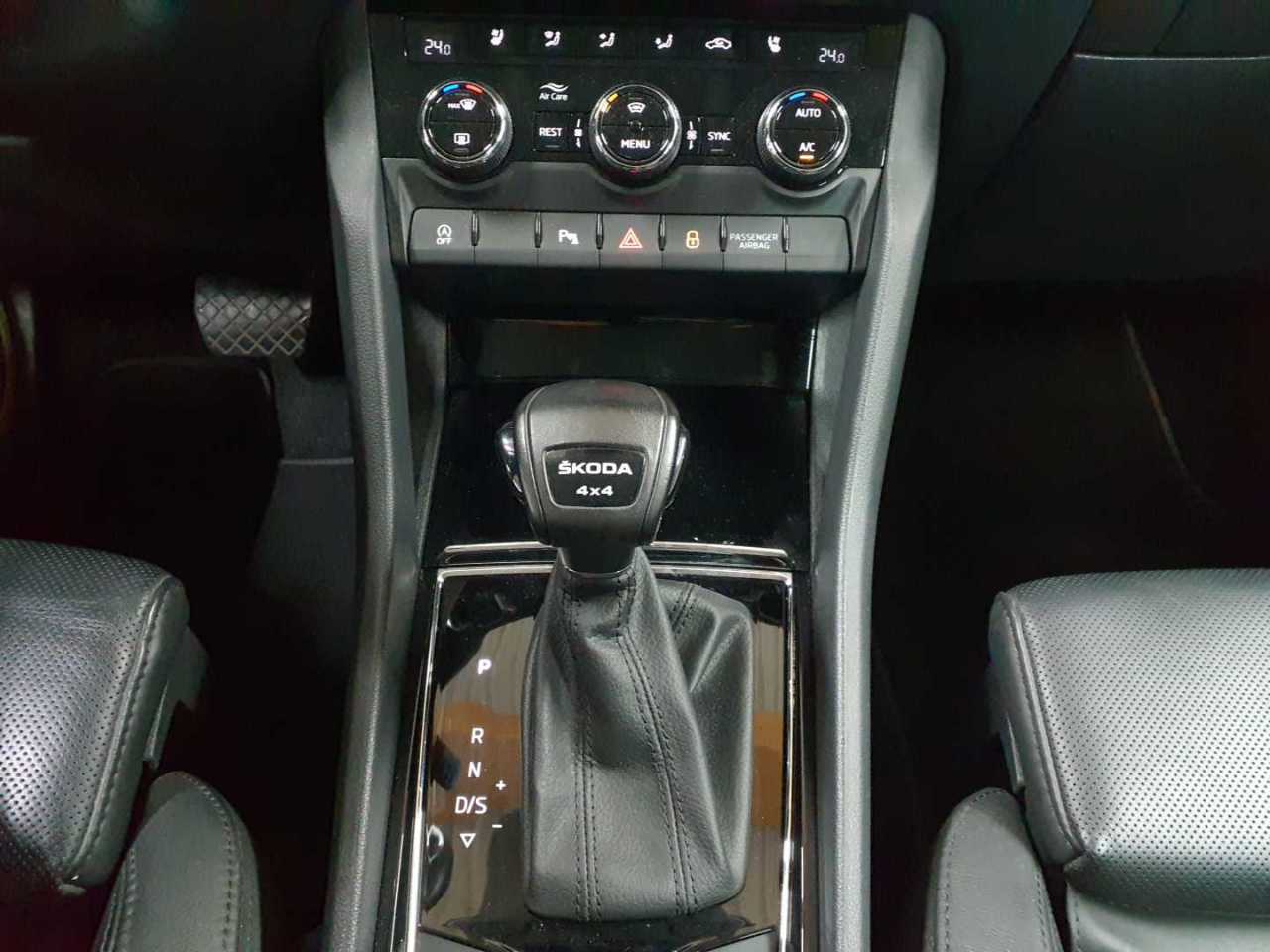 Skoda Kodiaq 2.0 TSI 4x4 DSG Style 10