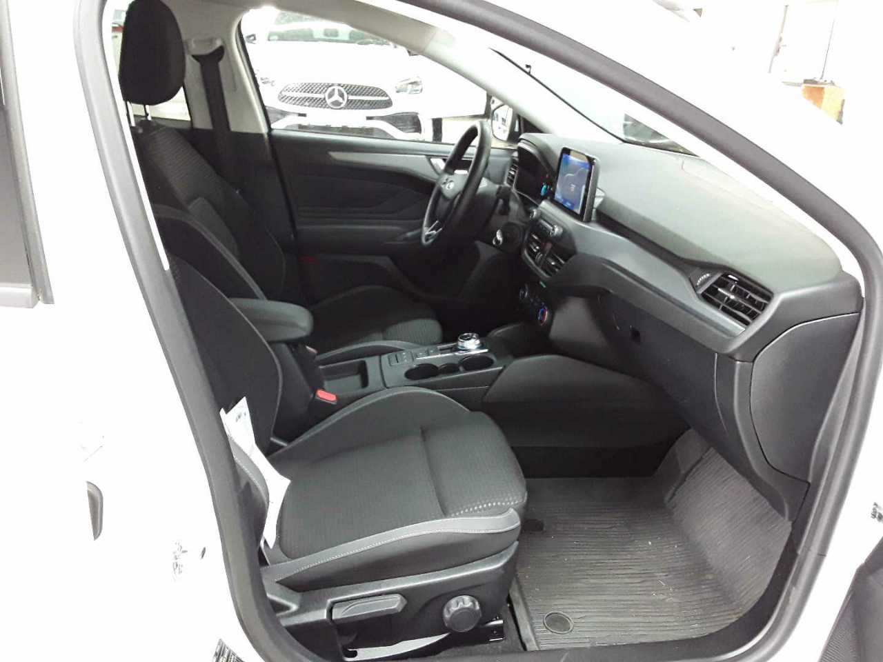 Ford Focus Turnier 1.5 EcoBlue Start-Stopp-System Aut. COOL&CONNECT 8