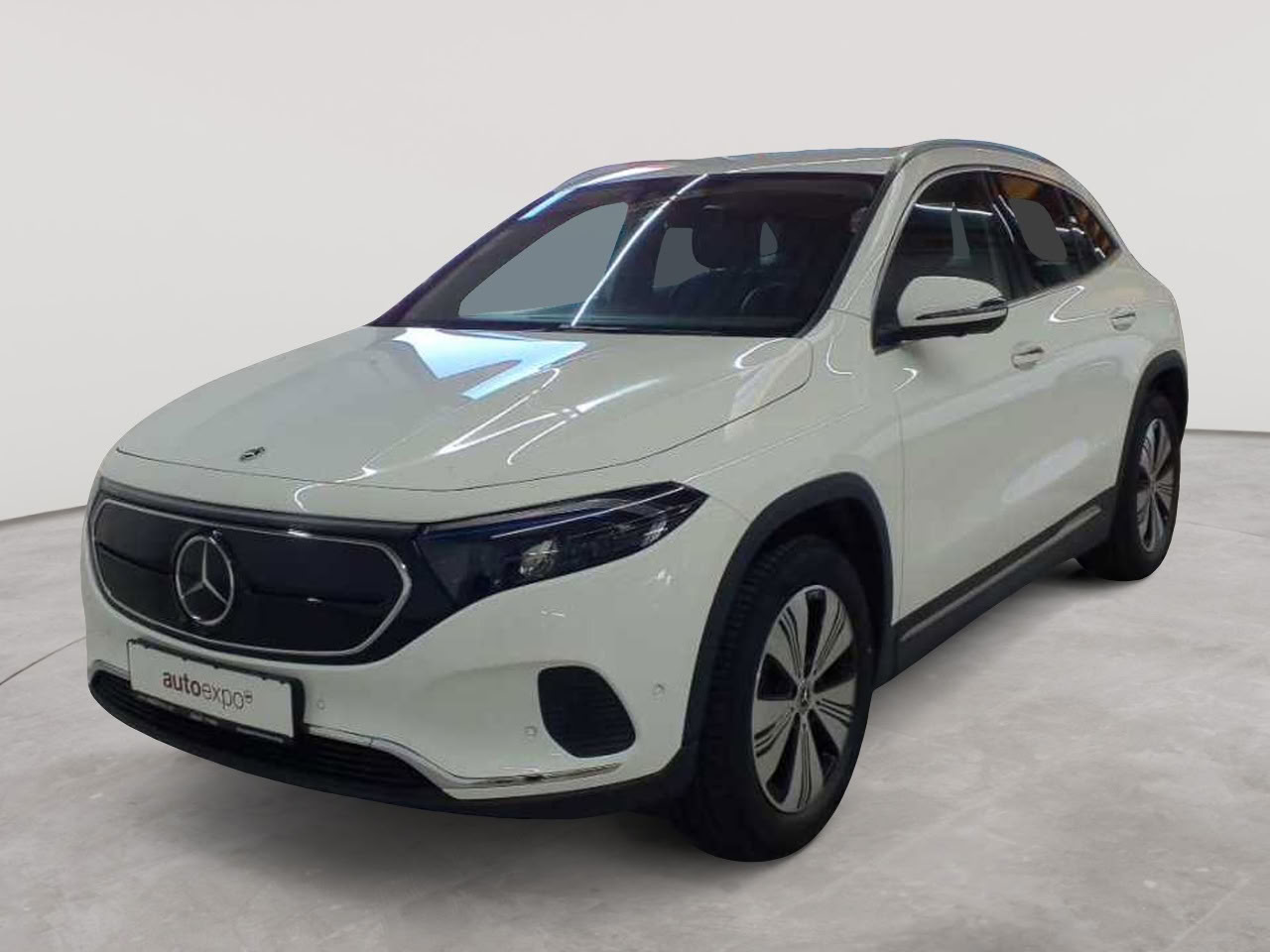 Mercedes-Benz EQA 300 4Matic Progressive 2