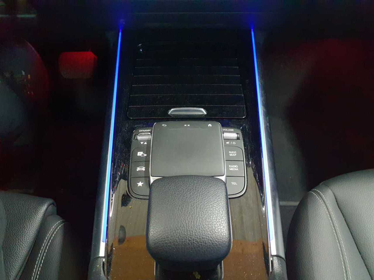 Mercedes-Benz EQA 300 4Matic Progressive 10