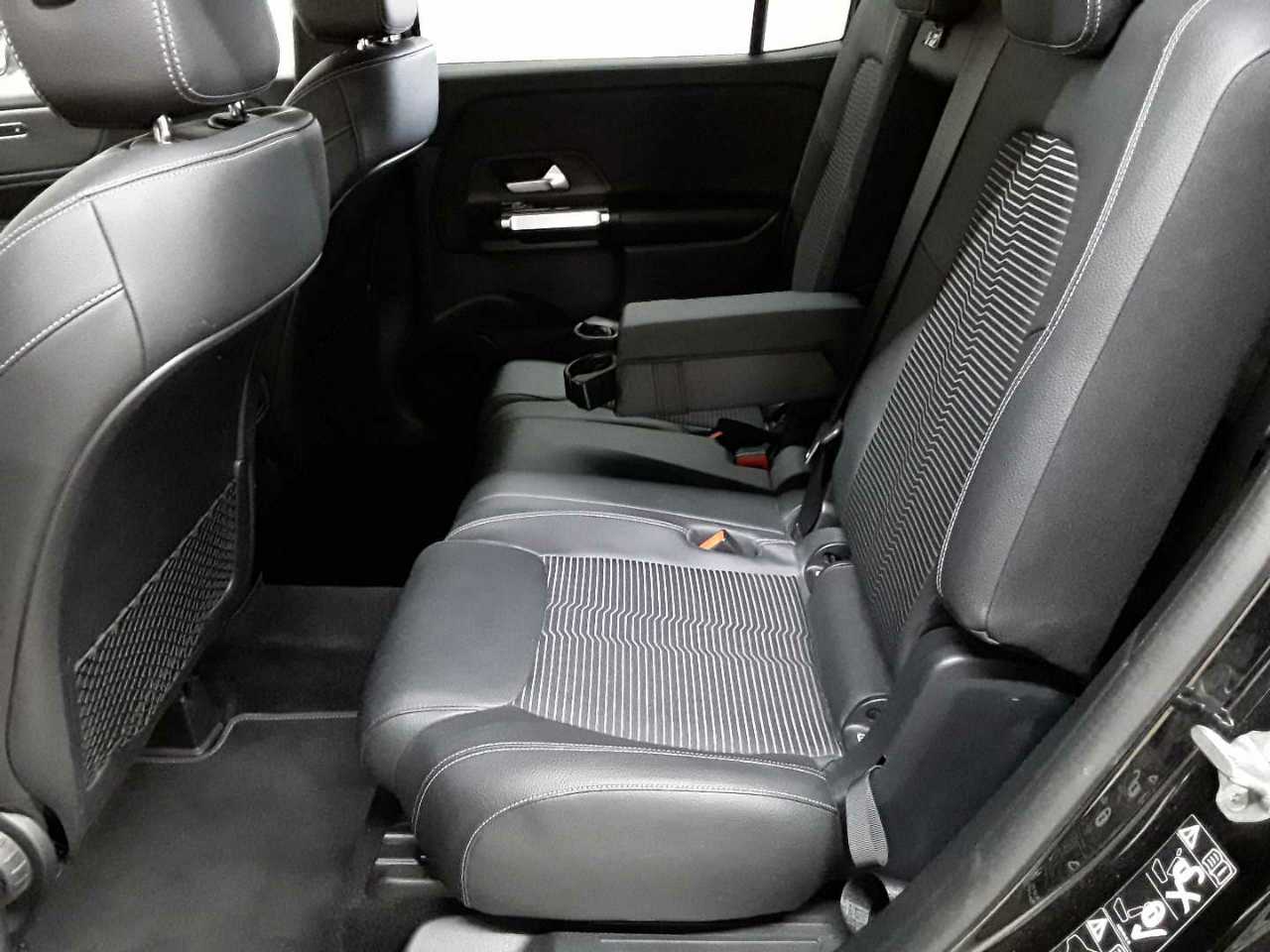 Mercedes-Benz GLB 200 d 8G-DCT Progressive 13