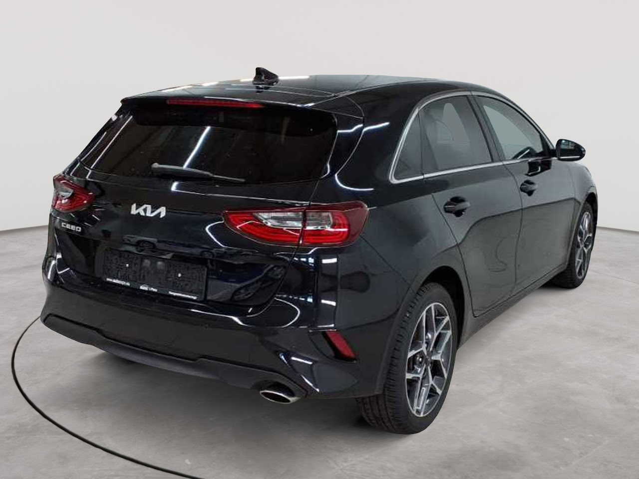 Kia Ceed 1.5 T-GDI DCT7 OPF Vision 4