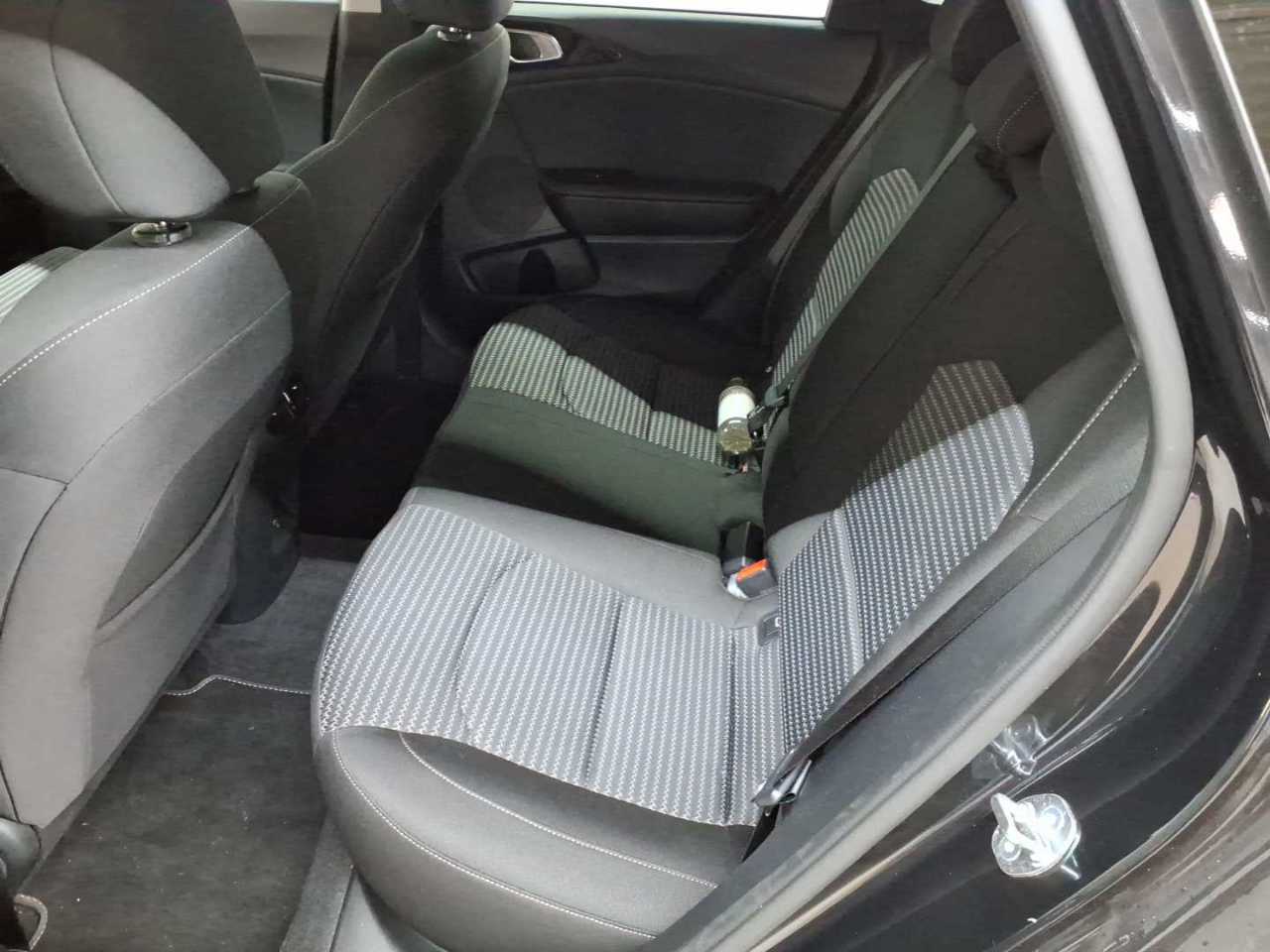 Kia Ceed 1.5 T-GDI DCT7 OPF Vision 13