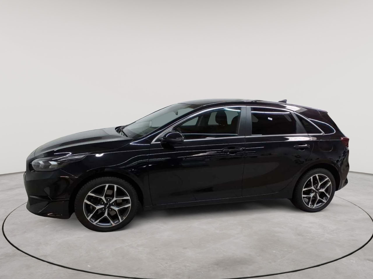 Kia Ceed 1.5 T-GDI DCT7 OPF Vision 6