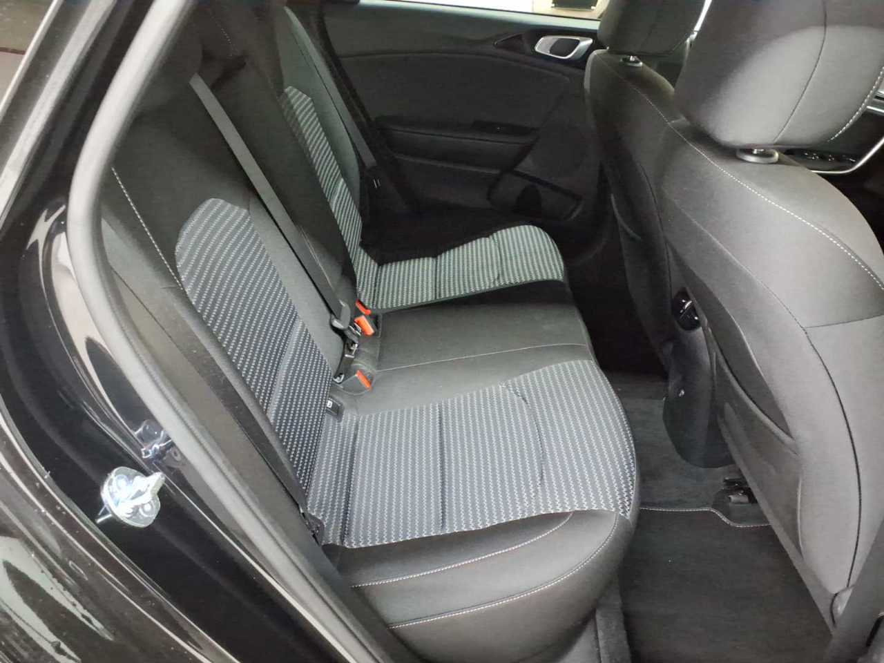 Kia Ceed 1.5 T-GDI DCT7 OPF Vision 14