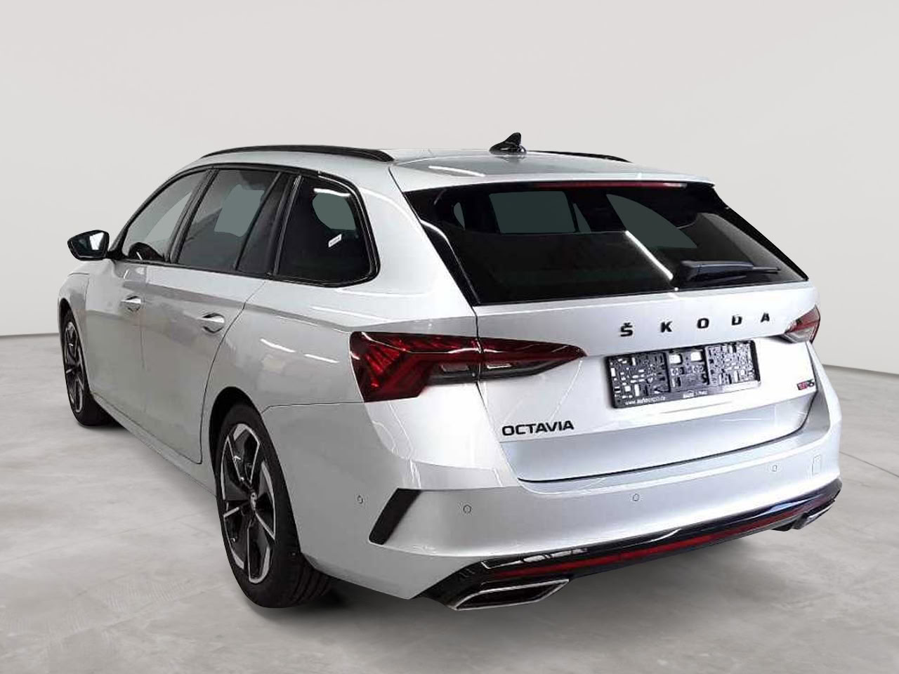 Skoda Octavia Combi 2.0 TDI DSG RS 5