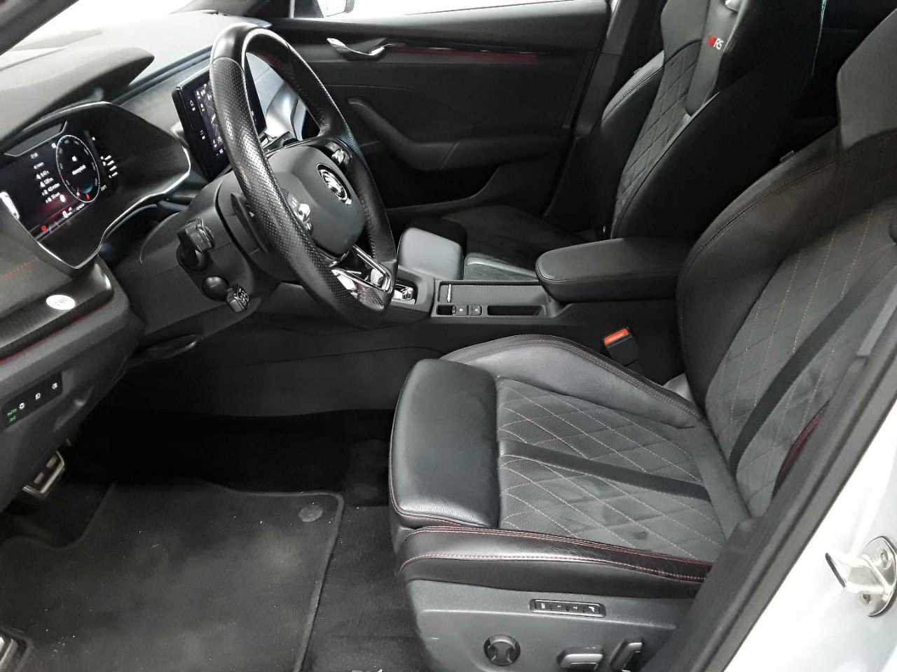 Skoda Octavia Combi 2.0 TDI DSG RS 7