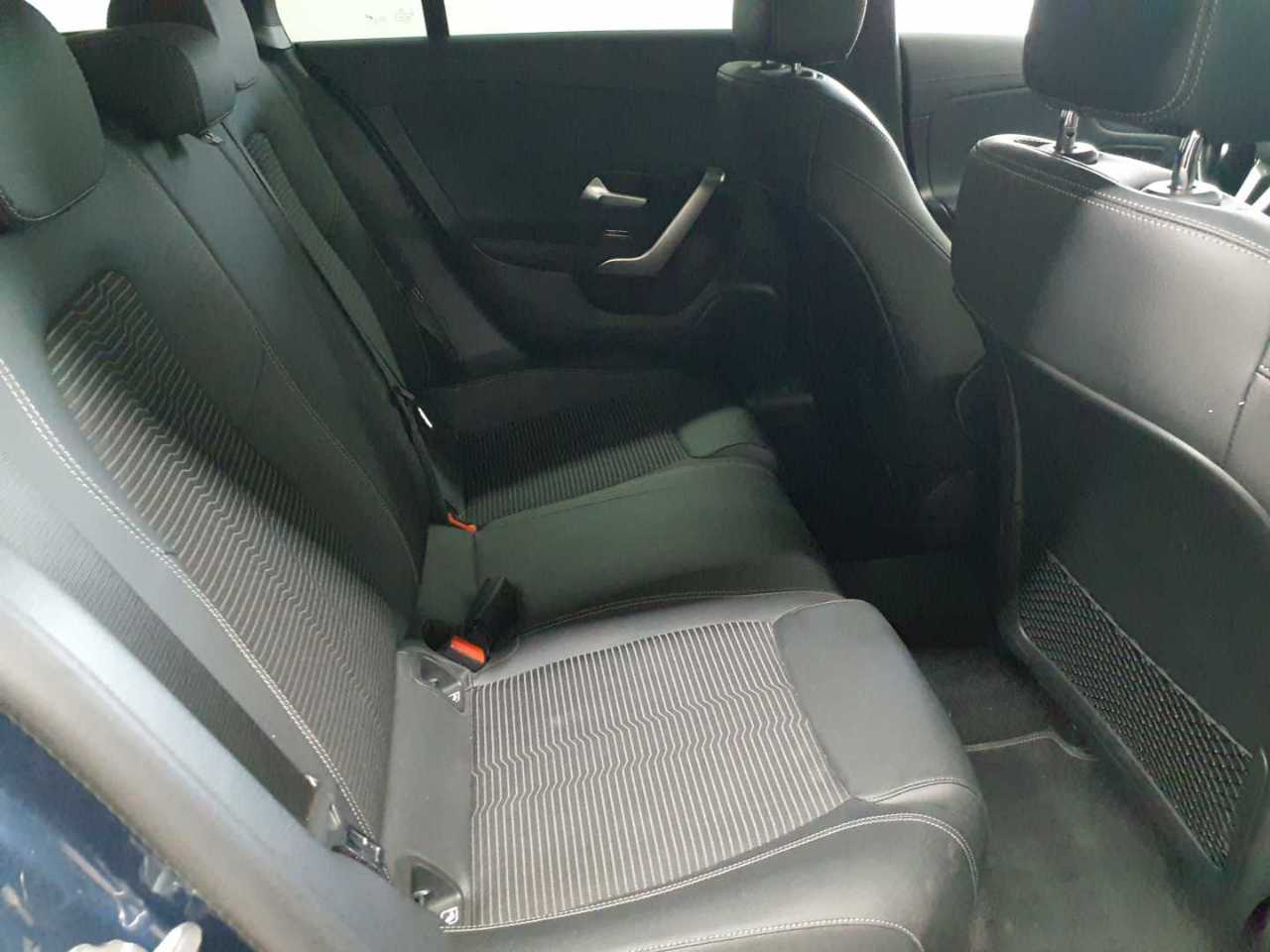Mercedes-Benz CLA 200 Shooting Brake 7G-DCT Progressive 14