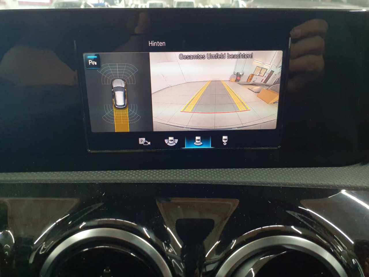 Mercedes-Benz CLA 200 Shooting Brake 7G-DCT Progressive 16