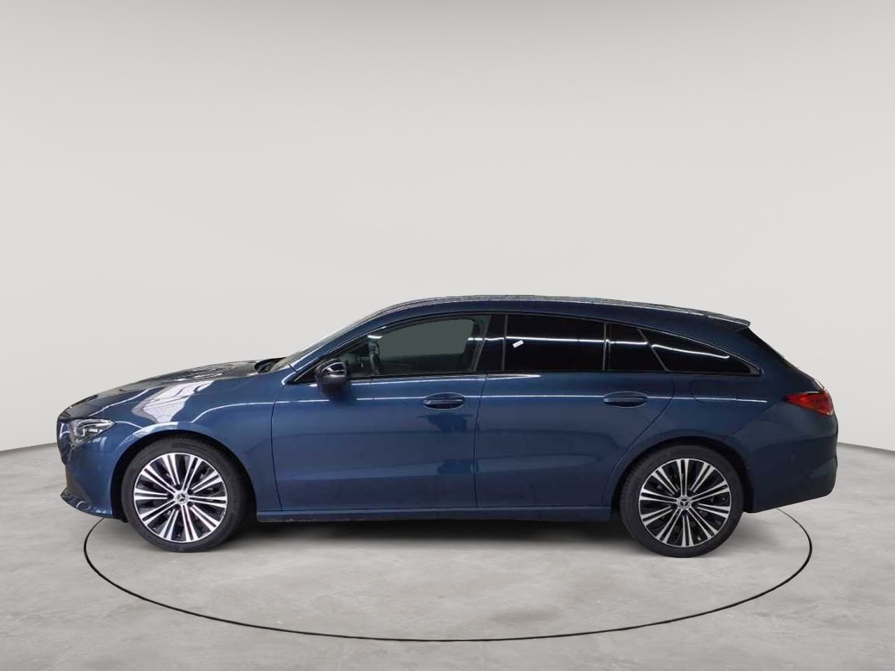 Mercedes-Benz CLA 200 Shooting Brake 7G-DCT Progressive 6