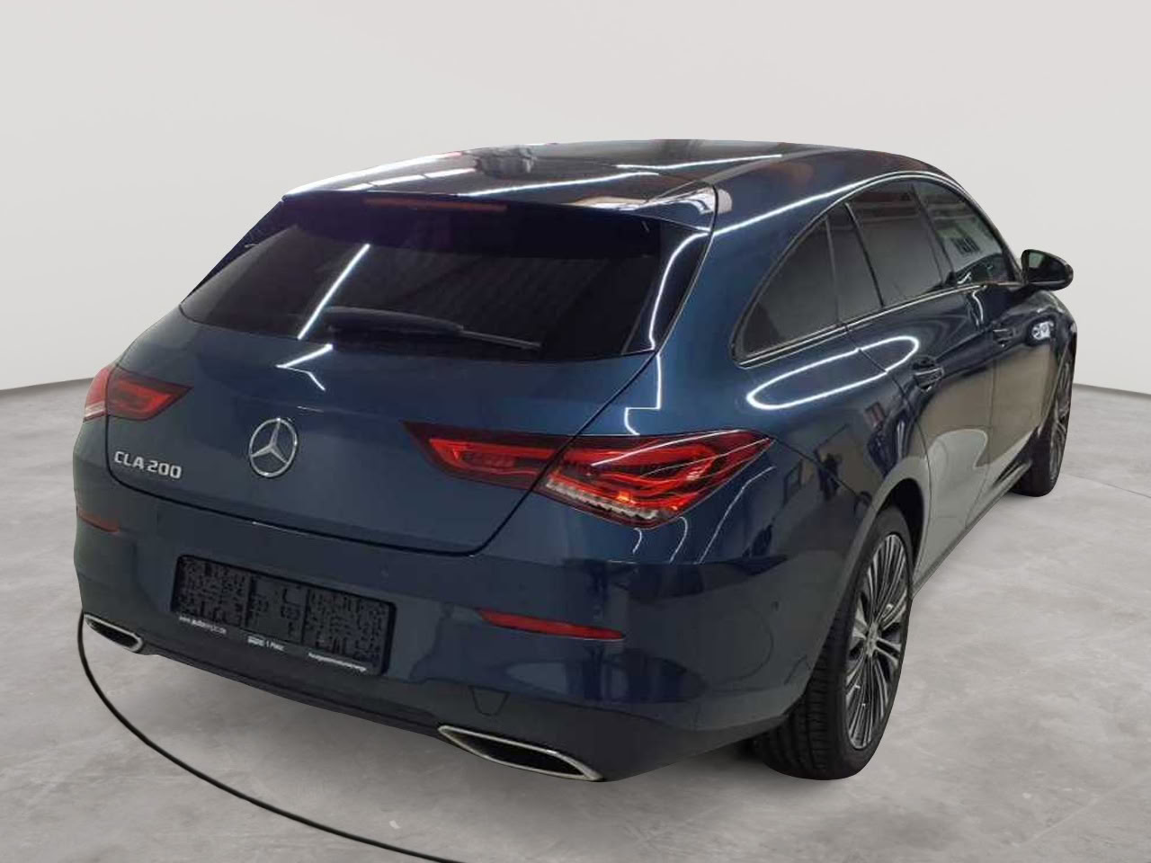 Mercedes-Benz CLA 200 Shooting Brake 7G-DCT Progressive 4