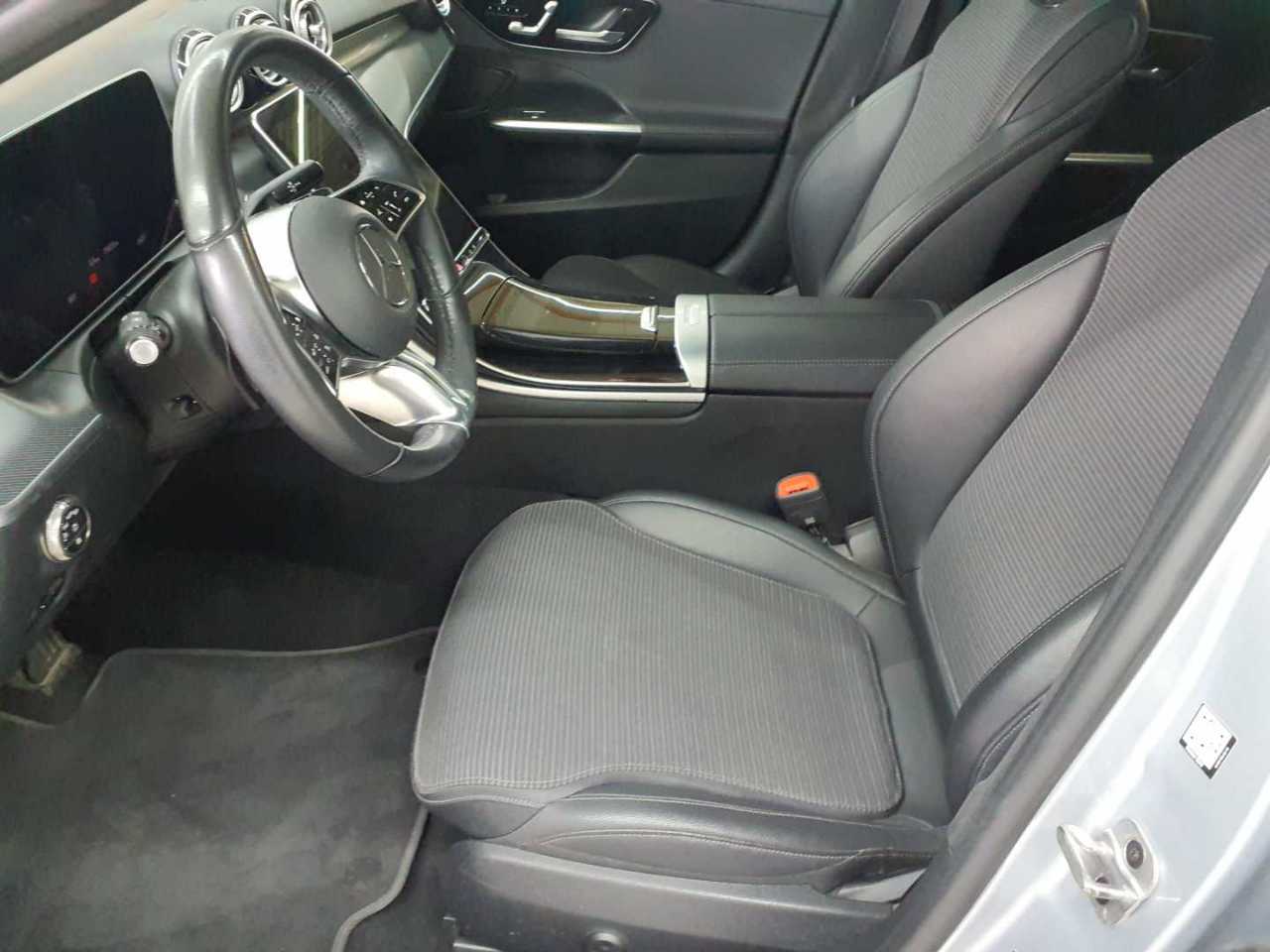 Mercedes-Benz C 200 d T 9G-TRONIC Edition Avantgarde 8