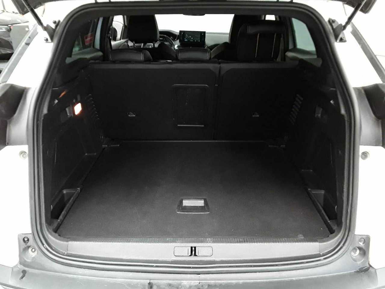 Peugeot 3008 PureTech 130 Stop & Start GPF Allure Pack 15