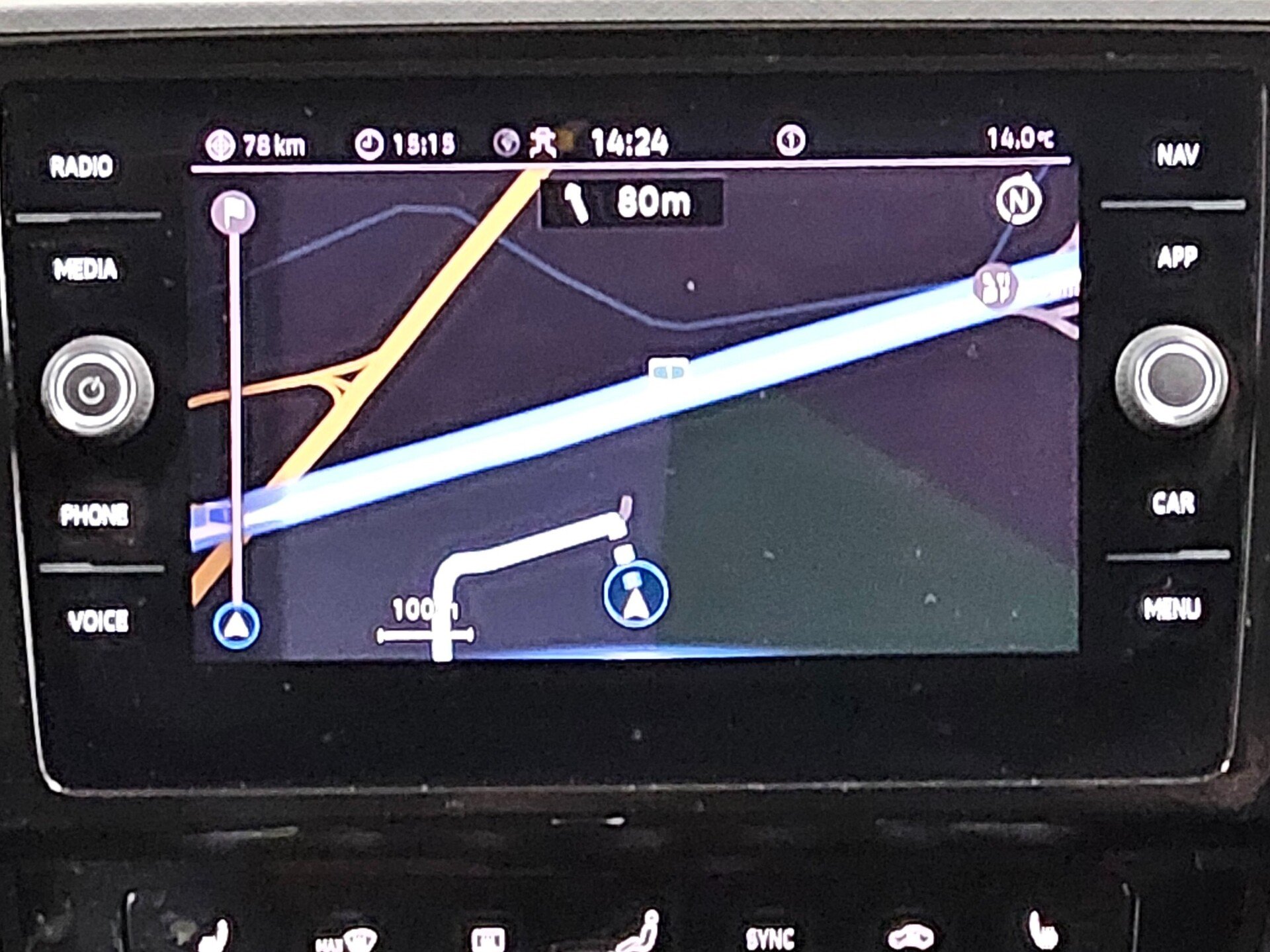Volkswagen Passat Var. 2.0 TDI Business Navi LED RfK AHK 7