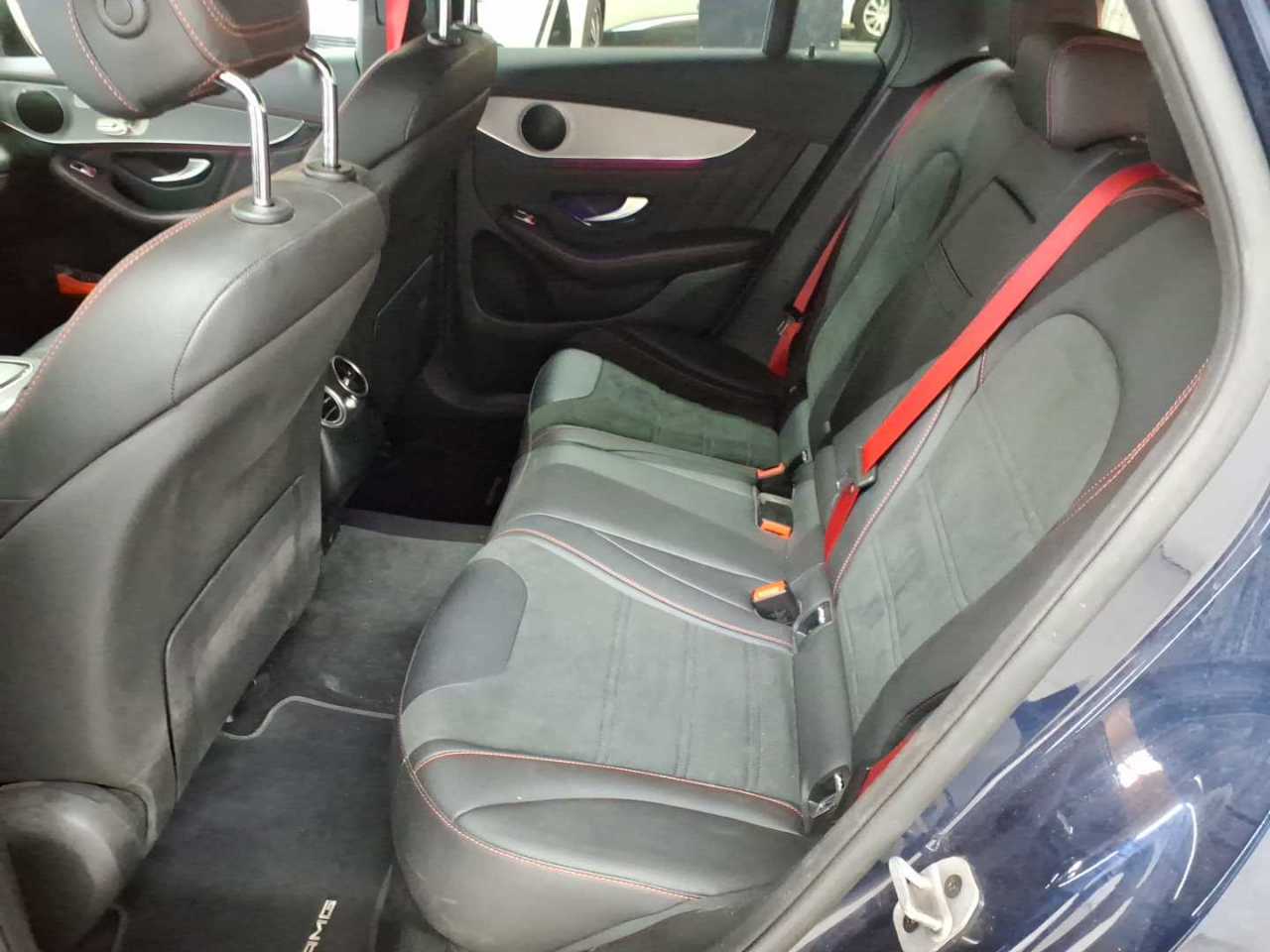 Mercedes-Benz GLC 220 d 4Matic 9G-TRONIC AMG Line Plus 14