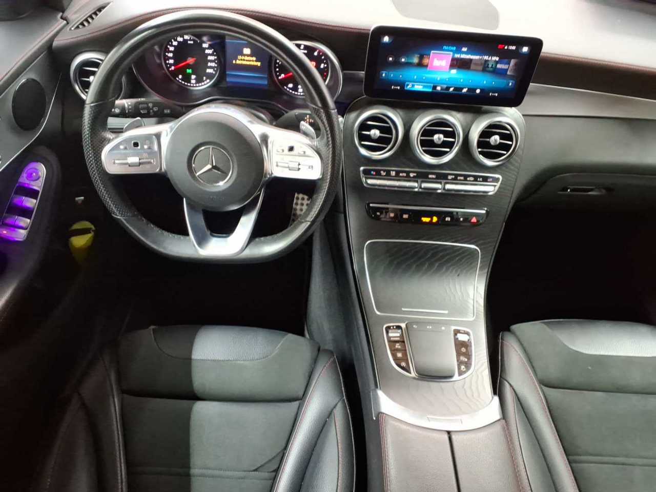 Mercedes-Benz GLC 220 d 4Matic 9G-TRONIC AMG Line Plus 10