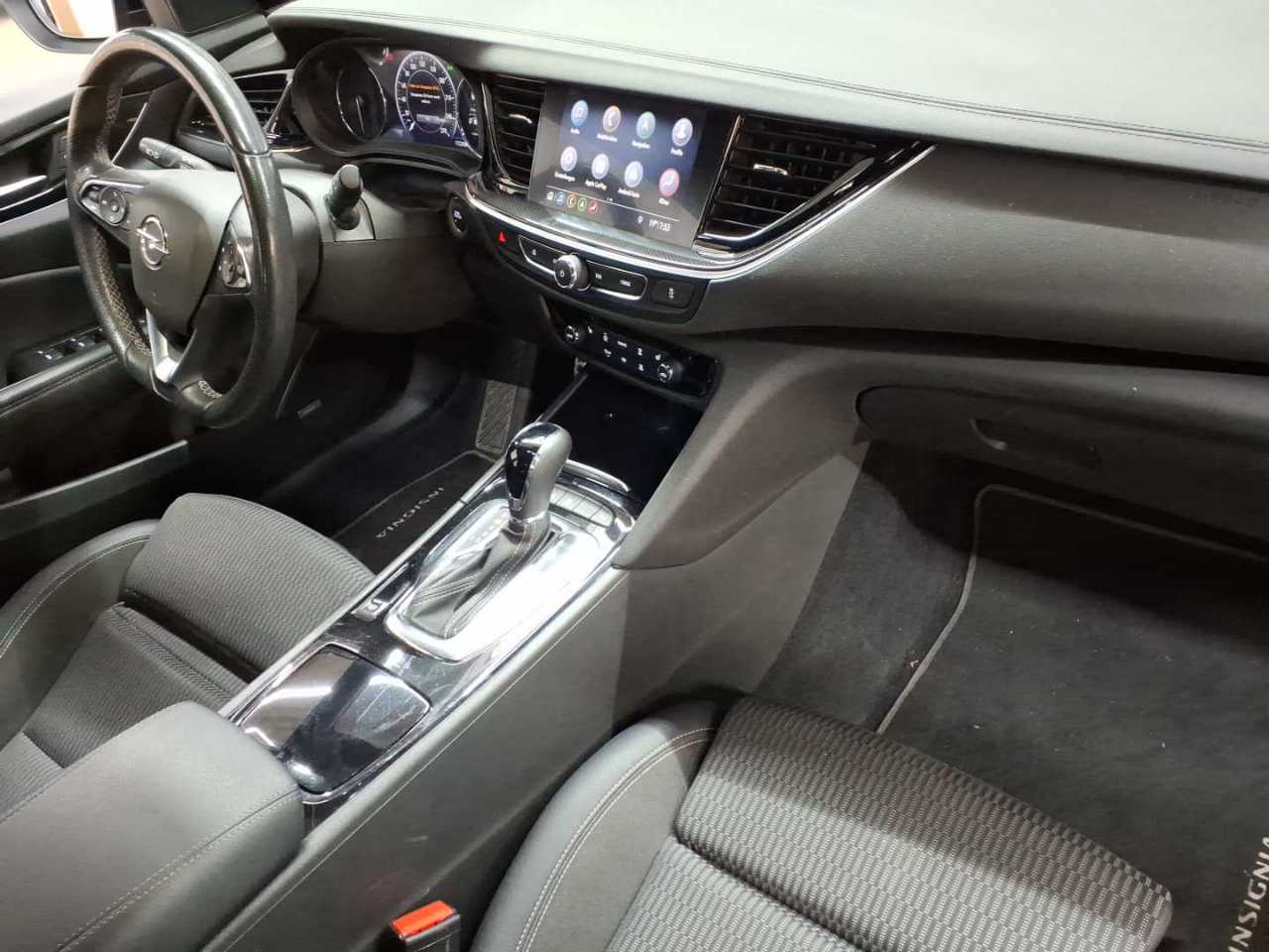 Opel Insignia Sports Tourer 2.0 Diesel Aut. Business 12