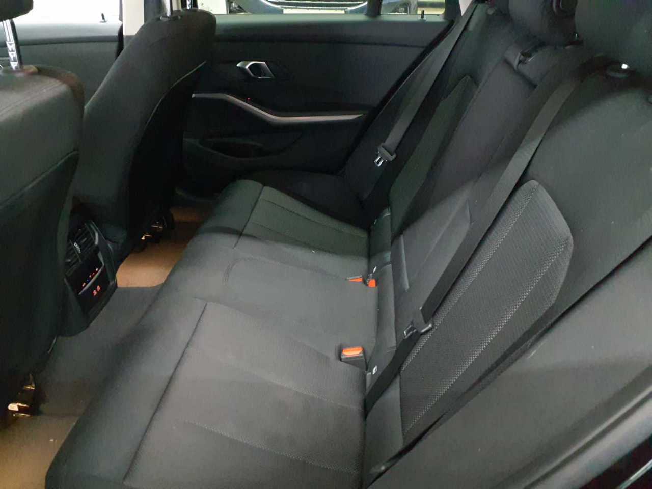 Bmw 318d Touring Aut. 13