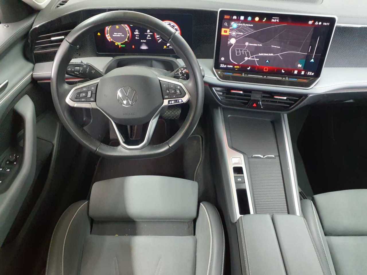 Vw Passat Variant 1.5 e-TSI OPF DSG Business 9