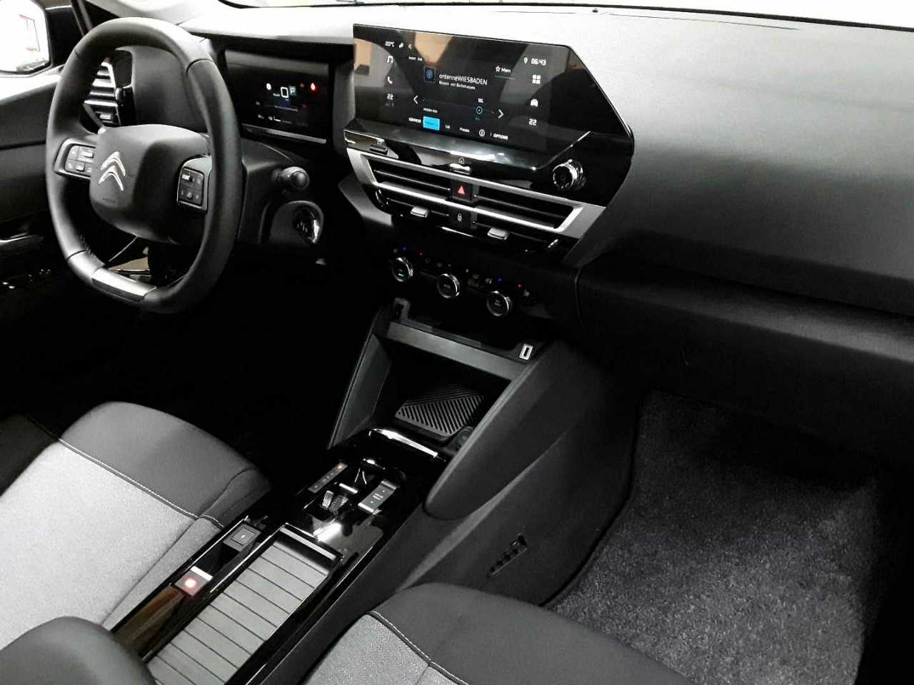 Citroen e-C4 136 FEEL 9