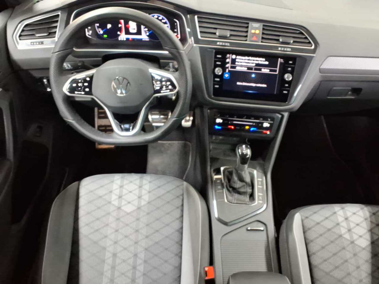 Vw Tiguan 2.0 TDI SCR DSG R-Line 10