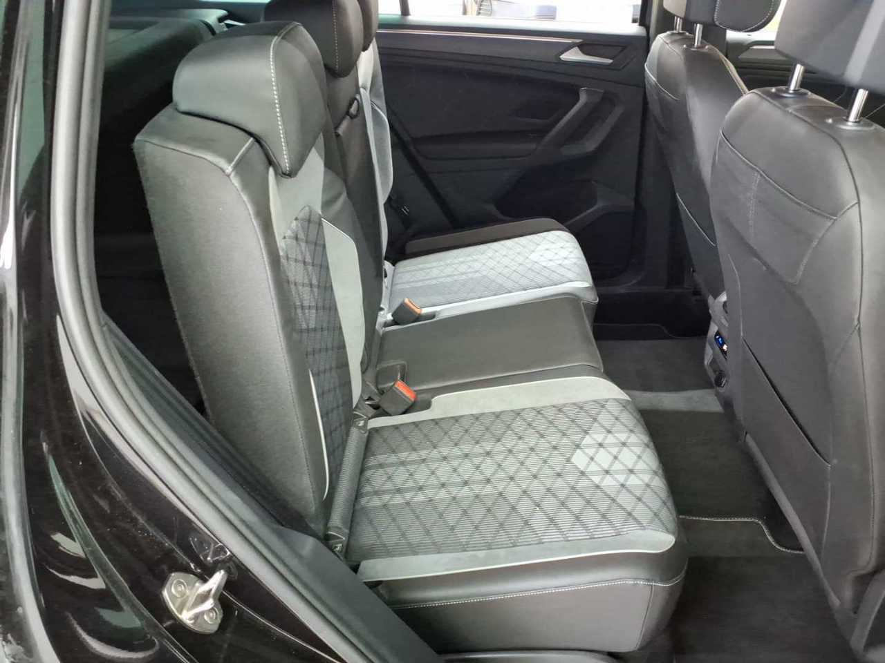Vw Tiguan 2.0 TDI SCR DSG R-Line 14