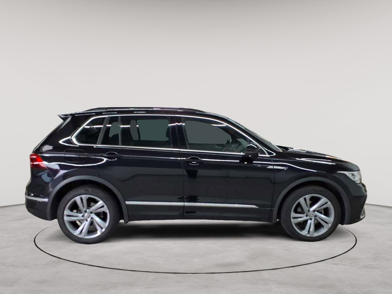 Vw Tiguan 2.0 TDI SCR DSG R-Line 3