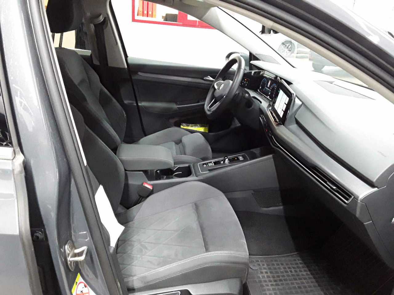 Vw Golf Variant 2.0 TDI SCR DSG Style 8