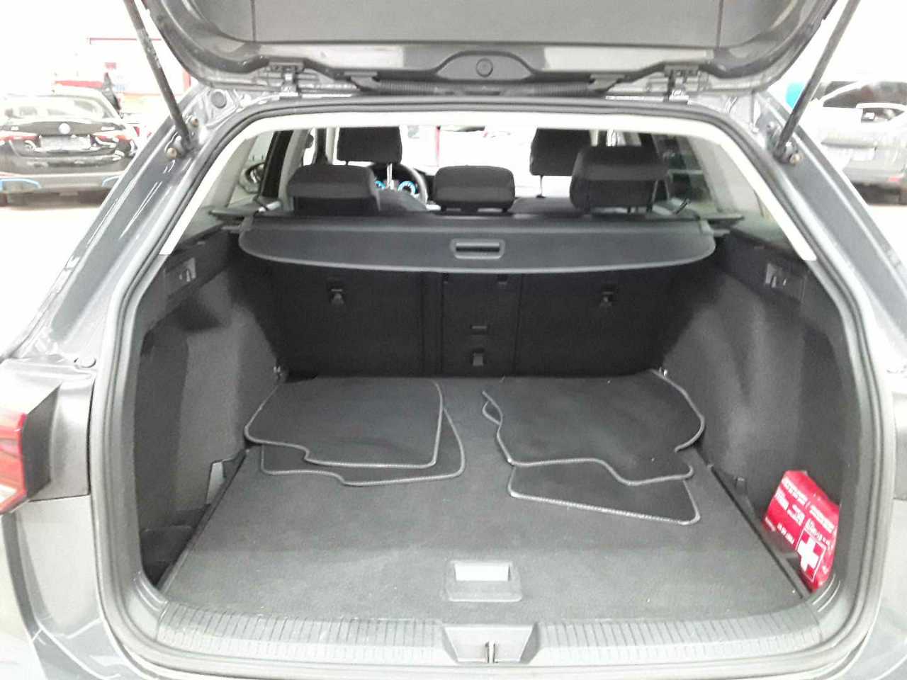 Vw Golf Variant 2.0 TDI SCR DSG Style 15