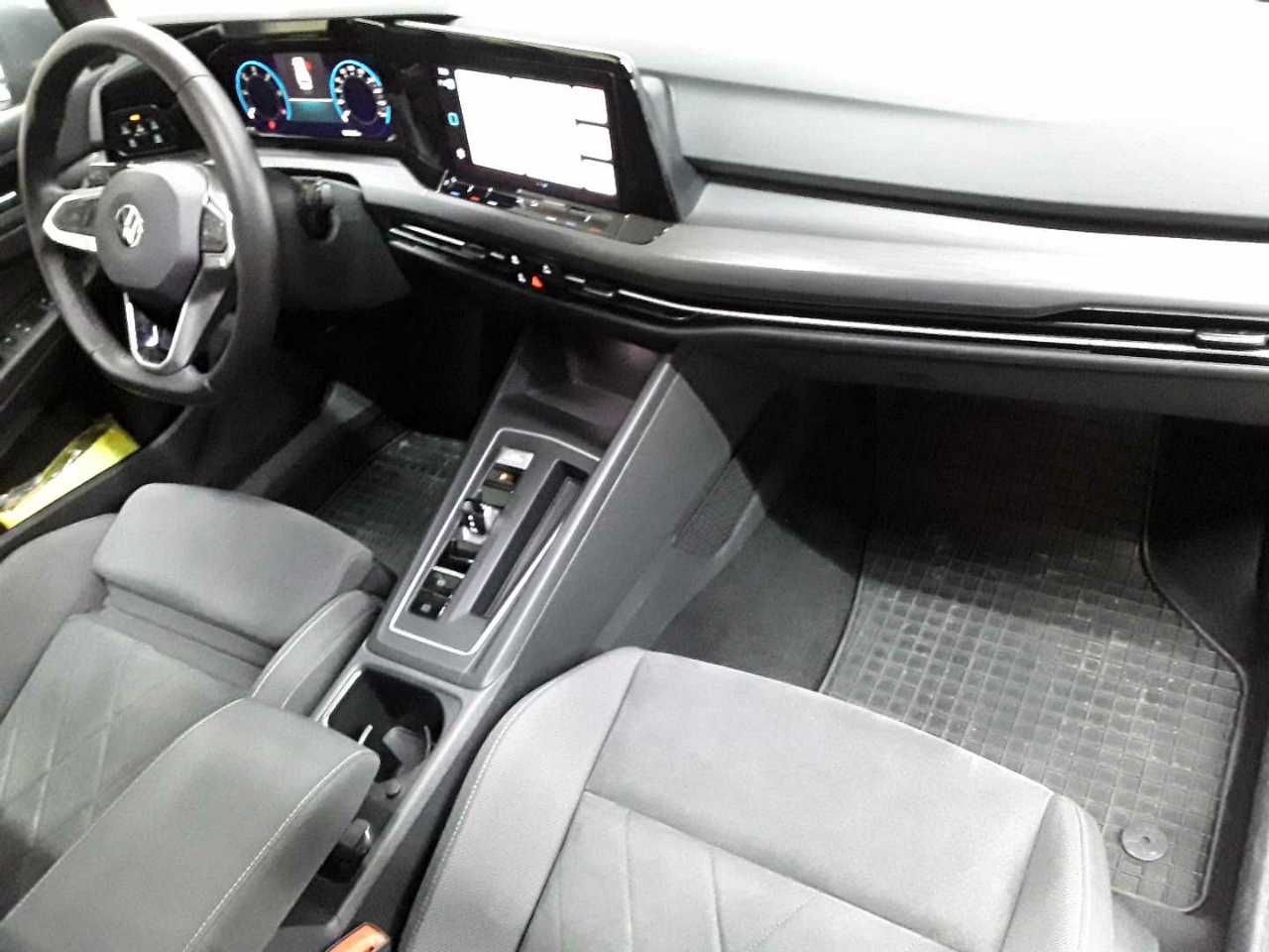 Vw Golf Variant 2.0 TDI SCR DSG Style 9