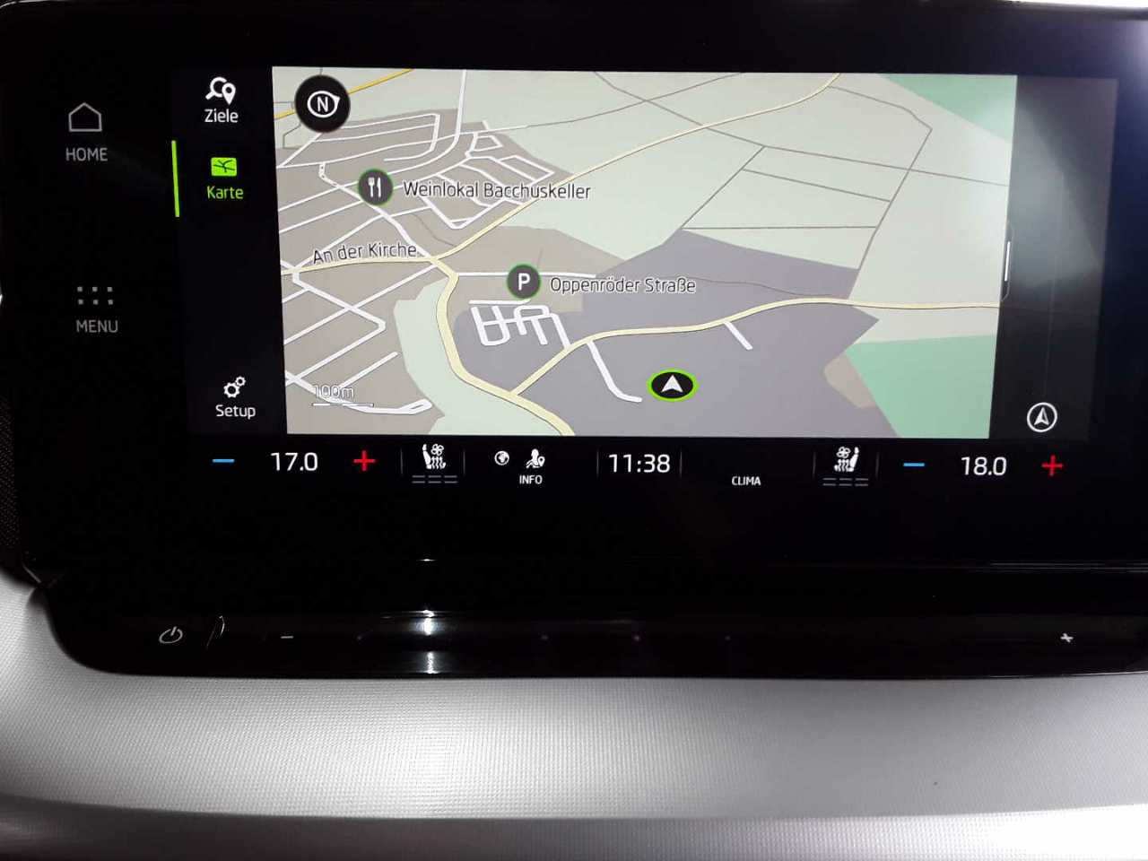 Skoda Octavia Combi 2.0 TDI DSG Style 12