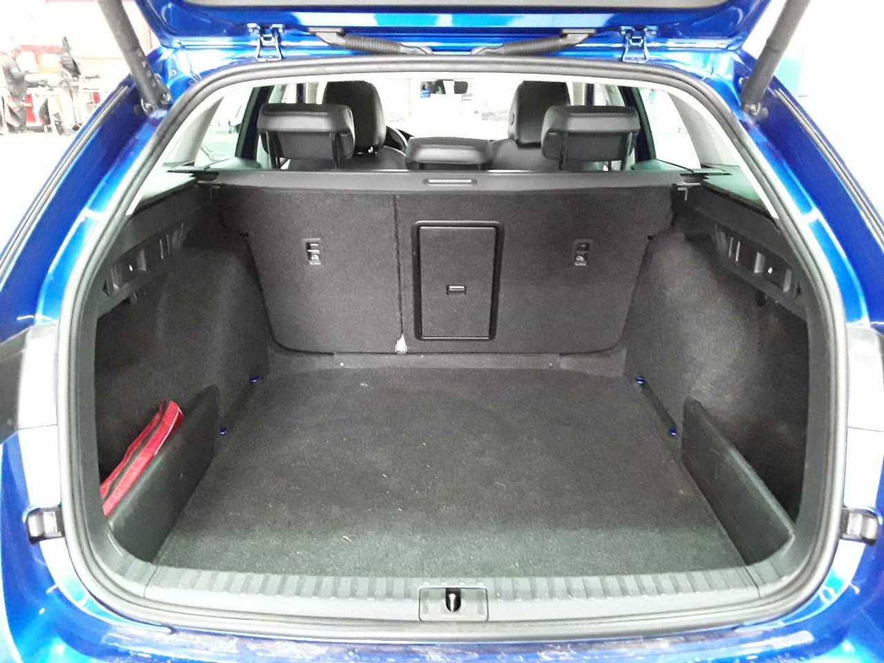 Skoda Octavia Combi 2.0 TDI DSG Style 15