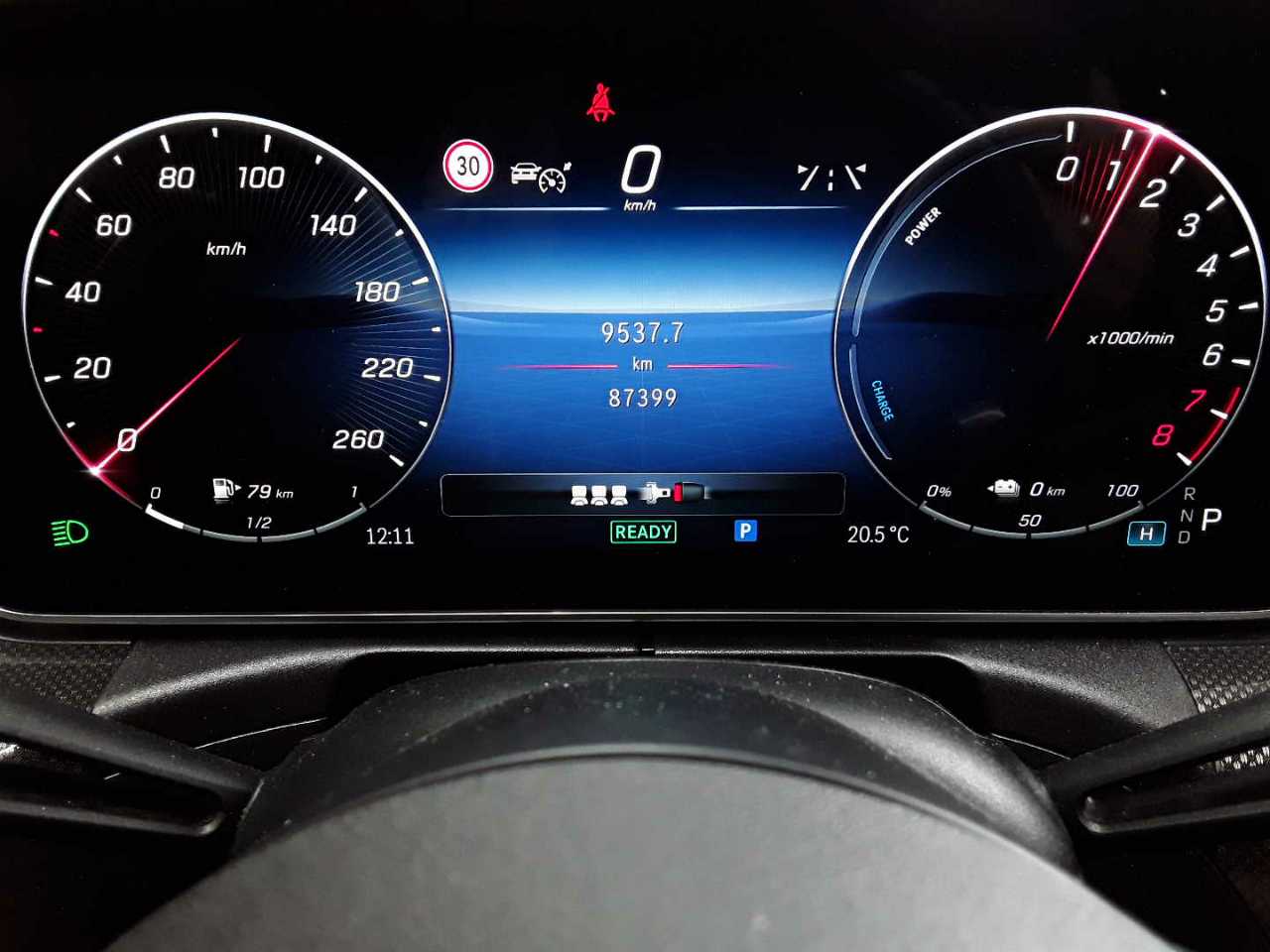 Mercedes-Benz C 300 e T 9G-TRONIC AMG Line 11