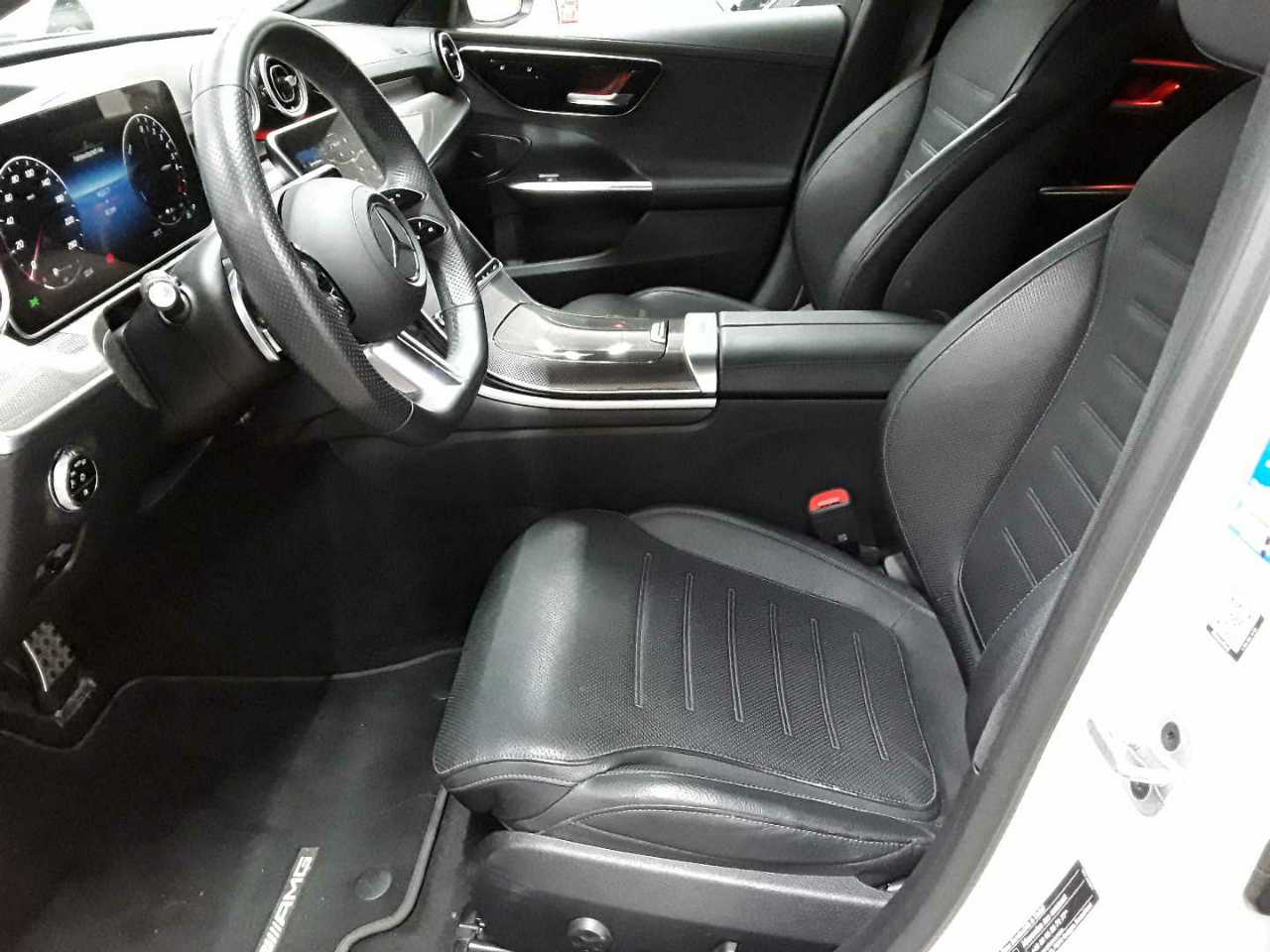 Mercedes-Benz C 300 e T 9G-TRONIC AMG Line 7