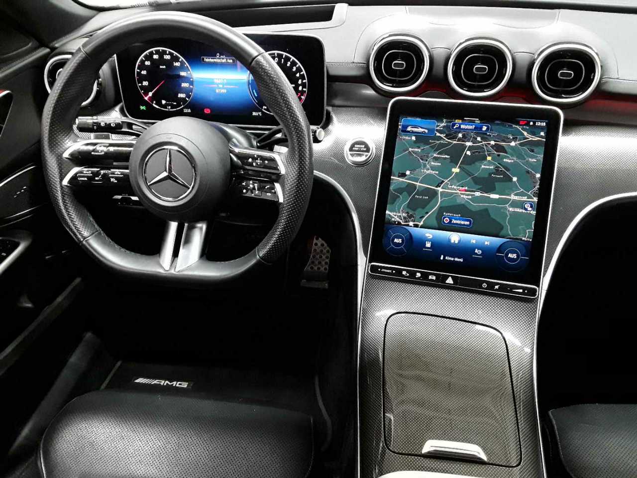 Mercedes-Benz C 300 e T 9G-TRONIC AMG Line 10