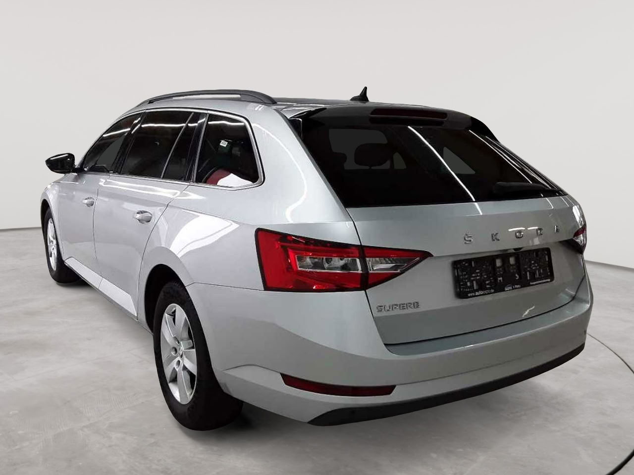 Skoda Superb Combi 2.0 TDI DSG Ambition 5