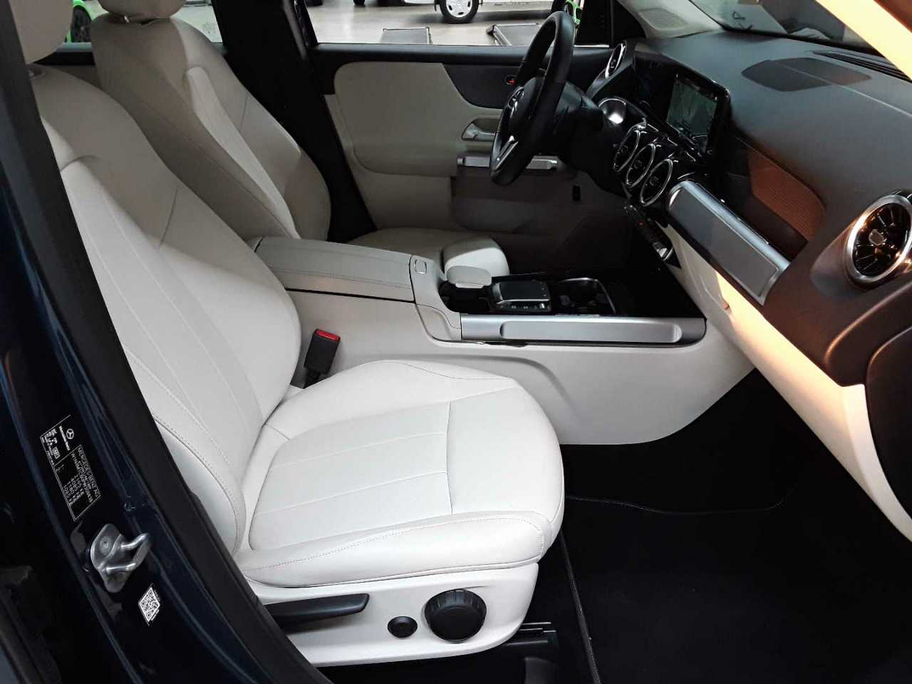 Mercedes-Benz GLB 200 d 8G-DCT Progressive 8