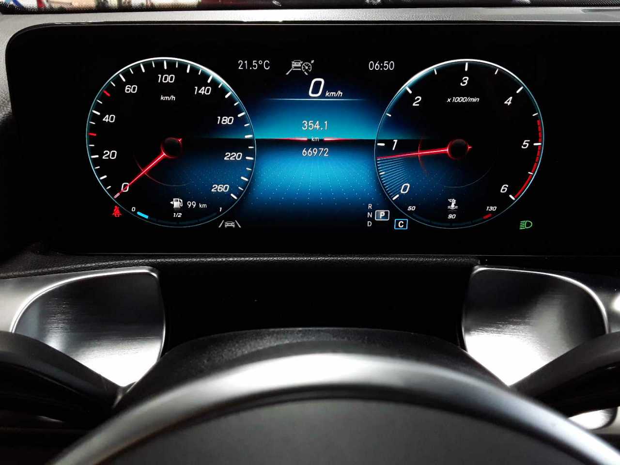 Mercedes-Benz GLB 200 d 8G-DCT Progressive 11