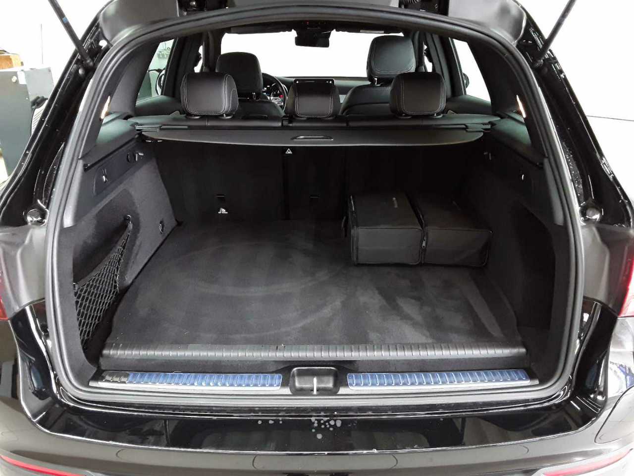 Mercedes-Benz GLC 300 de 4Matic 9G-TRONIC AMG Line 15