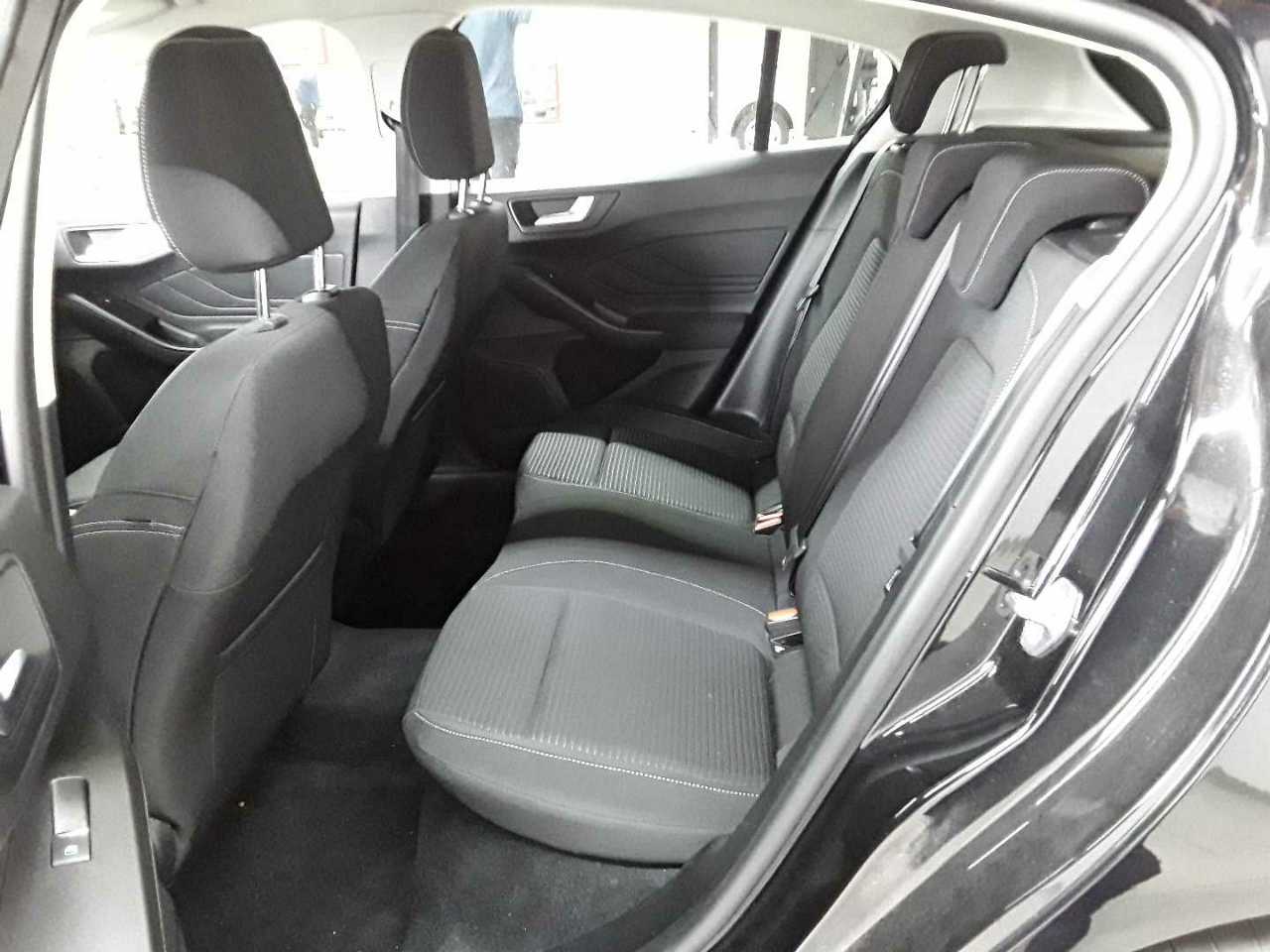 Ford Focus 1.5 EcoBlue Start-Stopp-System Aut. TITANIUM 13
