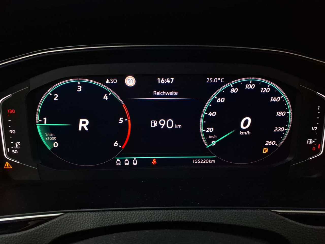 Vw Passat Variant 2.0 TDI SCR DSG Elegance 11