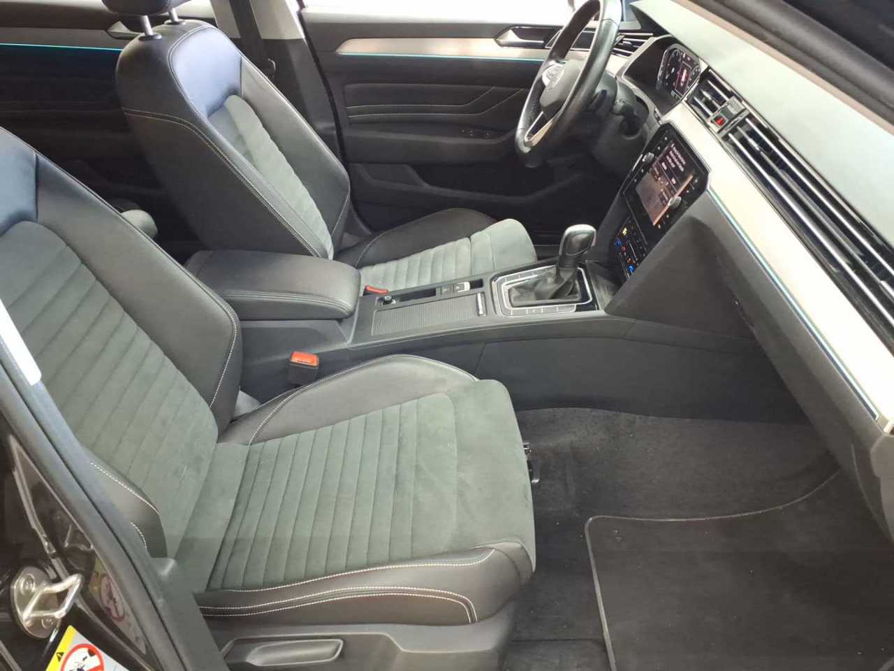 Vw Passat Variant 2.0 TDI SCR DSG Elegance 8
