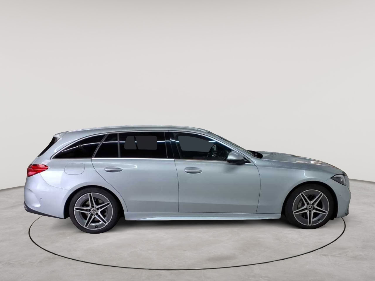 Mercedes-Benz C 220 d 4Matic T 9G-TRONIC AMG Line 3