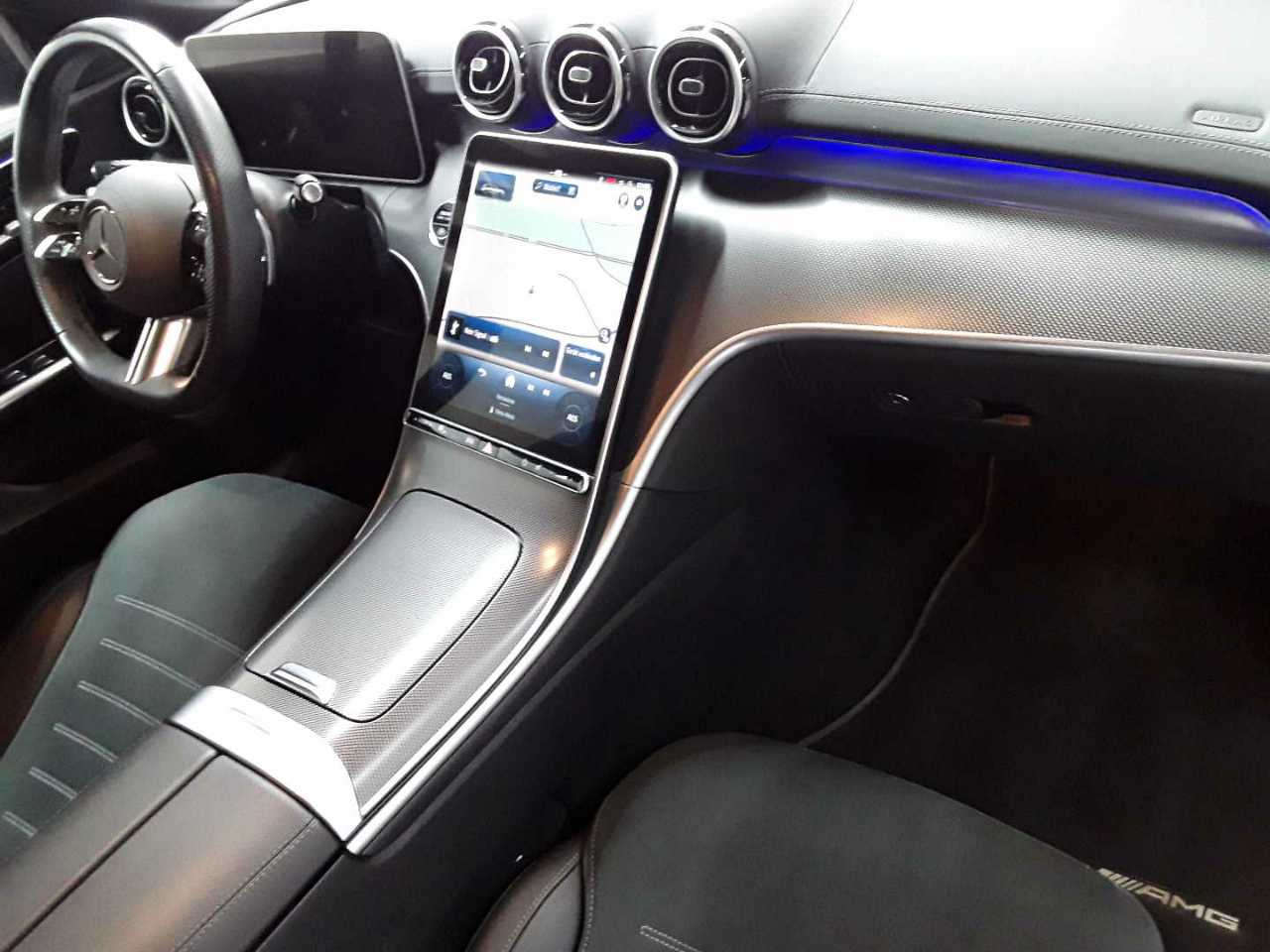 Mercedes-Benz C 220 d 4Matic T 9G-TRONIC AMG Line 9
