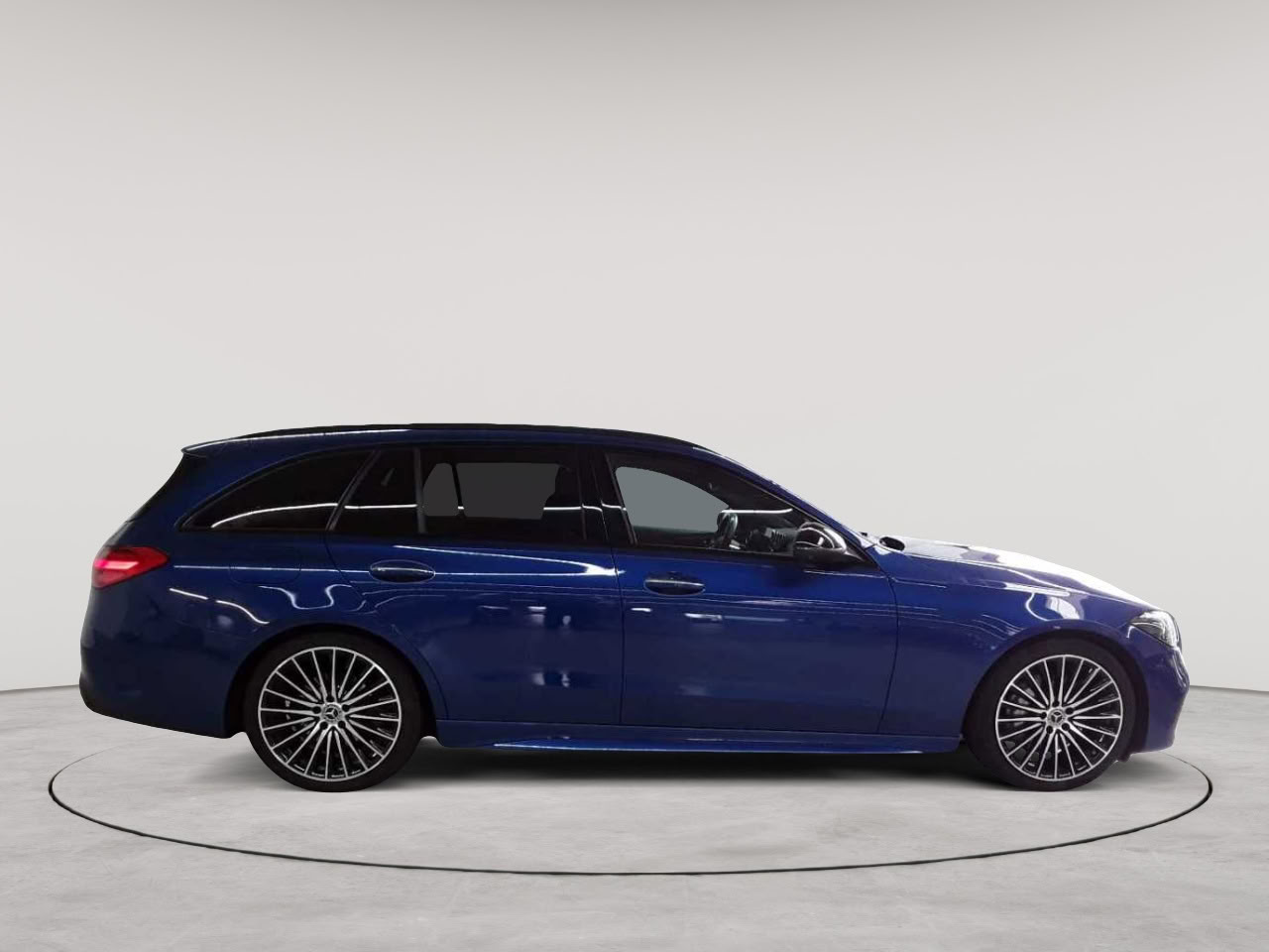 Mercedes-Benz C 220 d 4Matic T 9G-TRONIC AMG Line 3