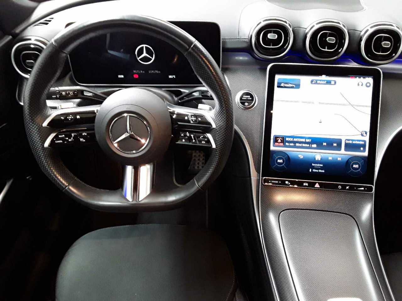 Mercedes-Benz C 220 d 4Matic T 9G-TRONIC AMG Line 10