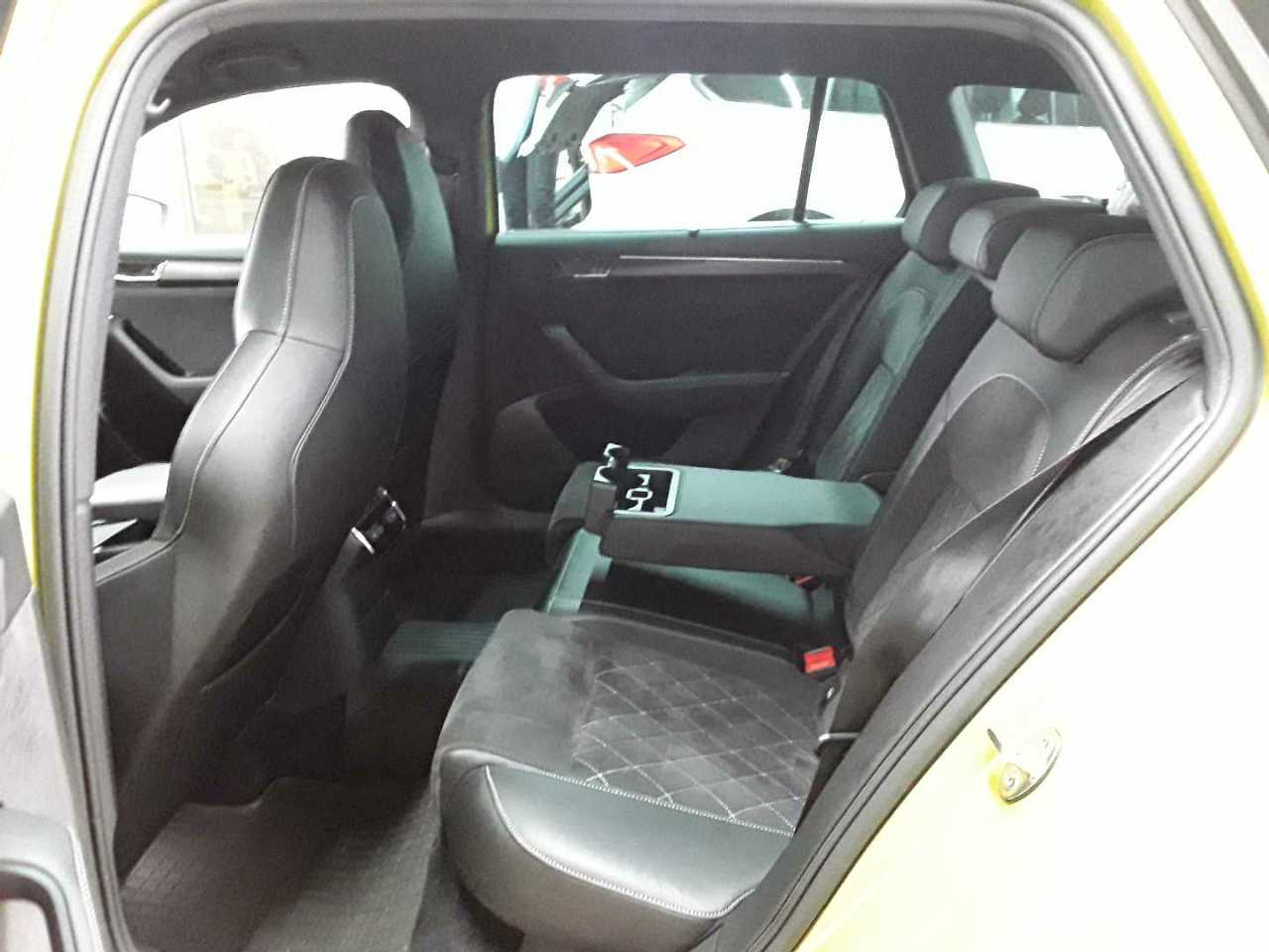 Skoda Superb Combi 1.4 TSI iV DSG Sportline 14