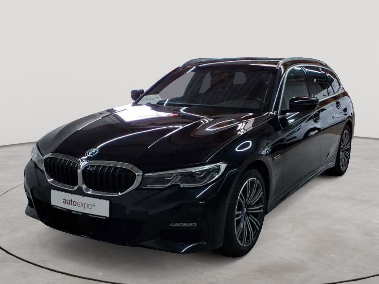 Bmw 320e Touring Aut. M Sport 2