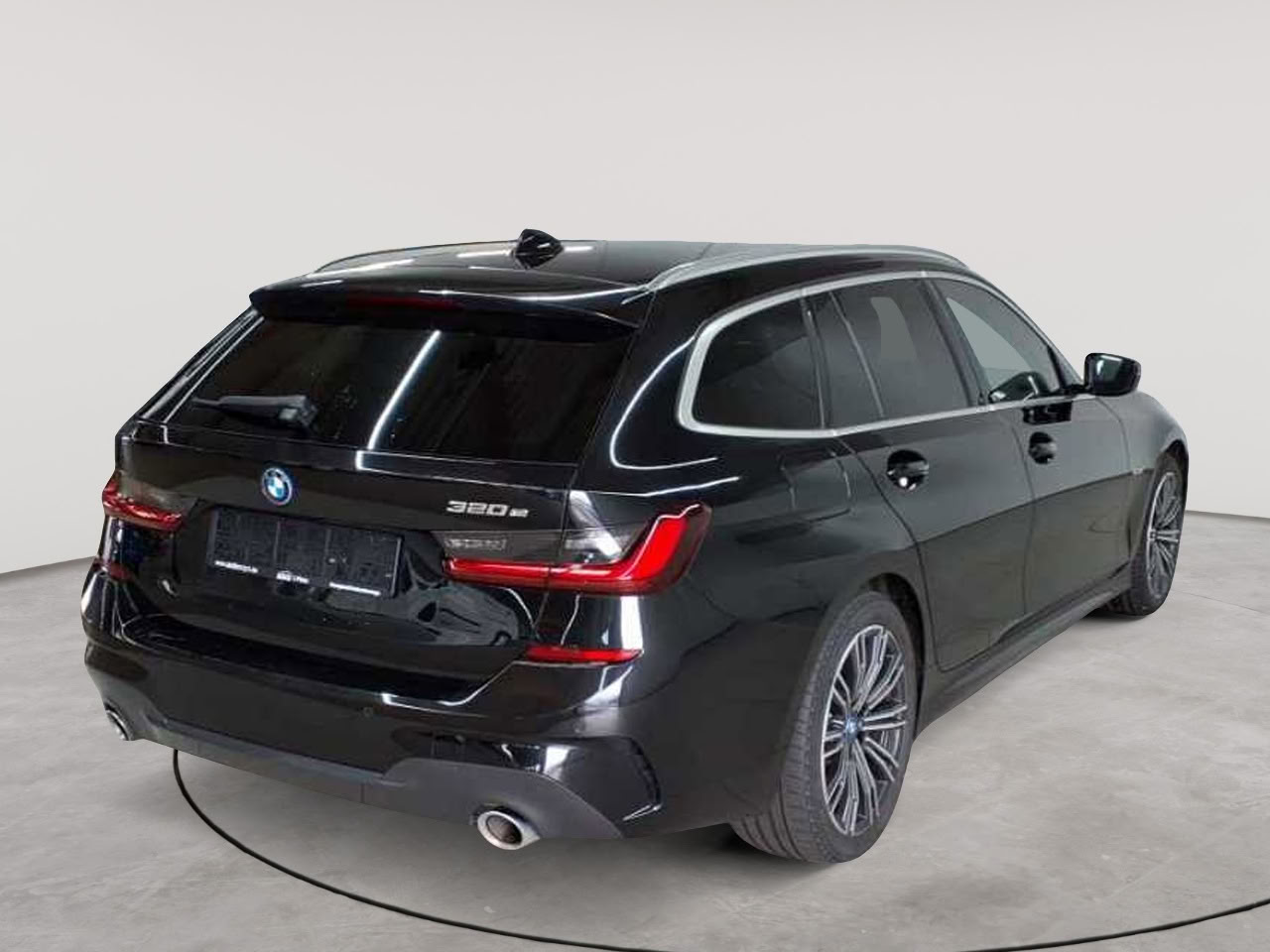 Bmw 320e Touring Aut. M Sport 4